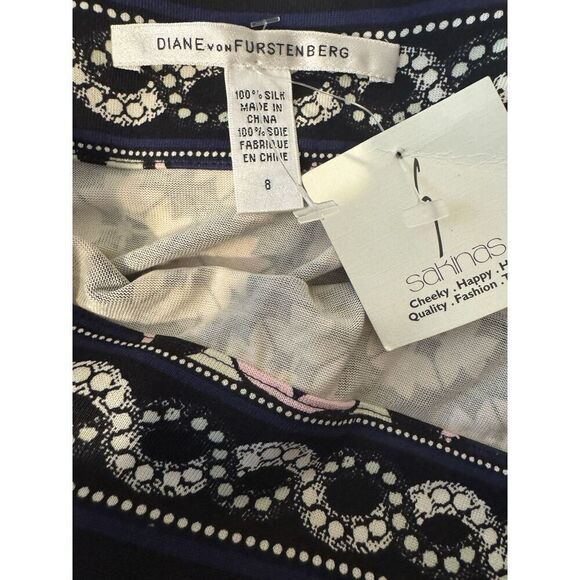 Diane Von Furstenberg 100% Silk Geo Print Vouge Runway Summer Collection NWT 8 - Picture 5 of 5